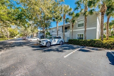 Sunshine, lake views, and easy Florida living. This first-floor - photo 1