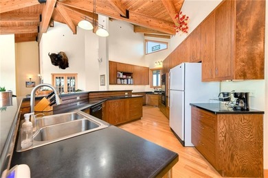 Incredible opportunity to escape the city and own a truly - photo 19