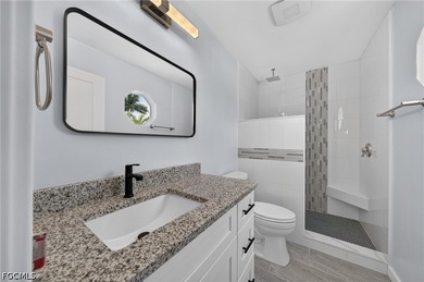 This beautifully renovated move in ready home offers 3 bedrooms - photo 25