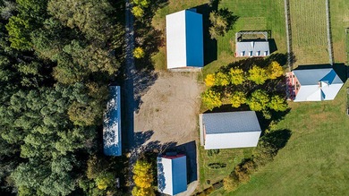 A rare and unique opportunity to own a 401 acres w/ farm - photo 26