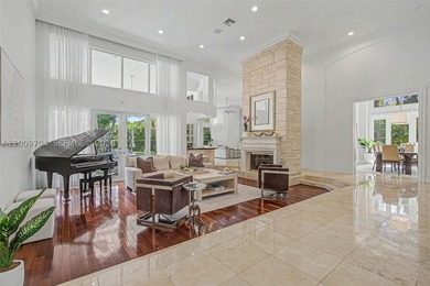 Sophistication meets functionality w/ this spectacular 5 bdrm - photo 4