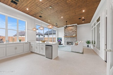 Prepare to be WOWED! 207 Crossbill Drive features 4 bedrooms, 3 - photo 3