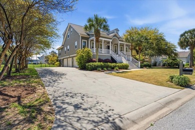 This stunning 3,500 sq.ft. residence is move-in ready, offers - photo 2