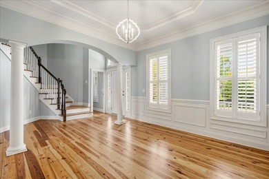 This stunning 3,500 sq.ft. residence is move-in ready, offers - photo 10