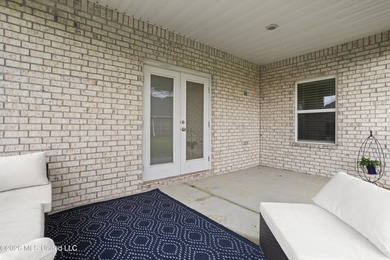 Welcome to your dream home offering 2.75% VA Assumable loan with - photo 31