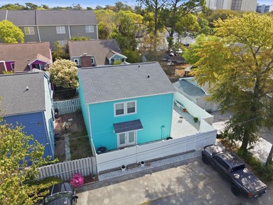 This is a beautifully maintained and updated 3 bed 2 bath home - photo 6