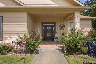 Experience the perfect blend of luxury, comfort, and - photo 6