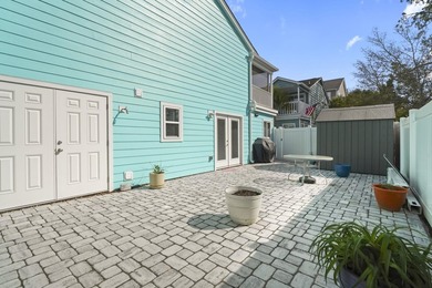 This is a beautifully maintained and updated 3 bed 2 bath home - photo 10