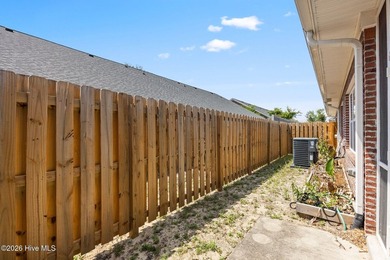 Welcome to this beautifully maintained single-story townhome - photo 44
