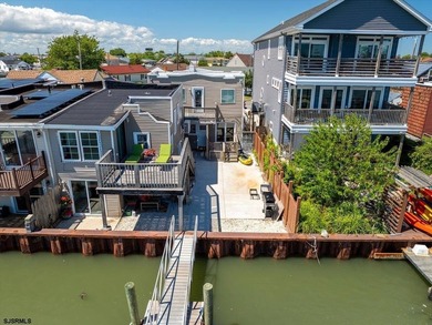 Turnkey waterfront investment opportunity! This fully renovated - photo 1