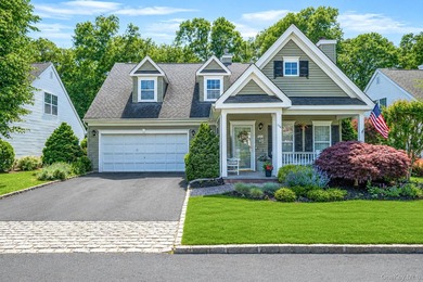 Charming home located in a 55+ gated community, ideally situated - photo 1