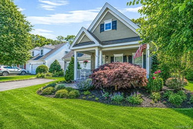 Charming home located in a 55+ gated community, ideally situated - photo 2