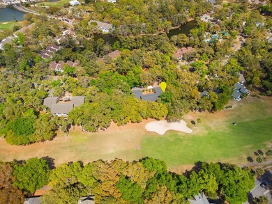 Beautifully remodeled & freshly updated 2 Bedroom, 2 Bath Villa - photo 4
