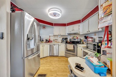 Located in the 55+ Resident-Owned Molokai Co-Op-where you own - photo 6