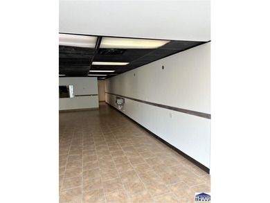 Exceptional mixed-use investment opportunity located in the - photo 8