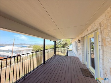 MOTIVATED SELLER. Charming Canyon Lake Retreat with Panoramic - photo 6