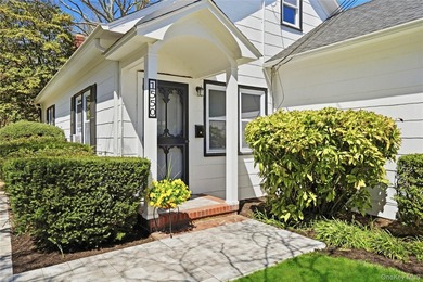 Fully renovated and beautifully designed mixed-use property - photo 2