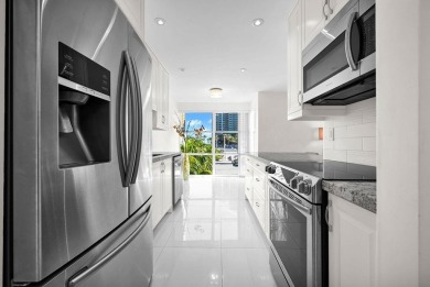 Furnished corner condo just 1 block from the beach-ideal for