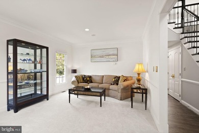 **OPEN HOUSE** Sunday July 12th, 1 pm - 3 pm. A Rare Offering in - photo 15