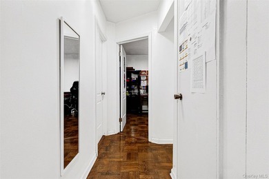 Perfect for pet lovers - no stairs here, just step right outside - photo 17