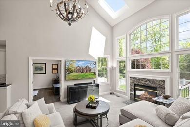**OPEN HOUSE** Sunday July 12th, 1 pm - 3 pm. A Rare Offering in - photo 23