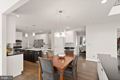 **OPEN HOUSE** Sunday July 12th, 1 pm - 3 pm. A Rare Offering in - photo 32