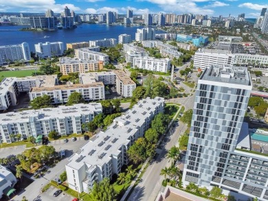 Furnished corner condo just 1 block from the beach-ideal for