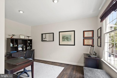 **OPEN HOUSE** Sunday July 12th, 1 pm - 3 pm. A Rare Offering in - photo 37