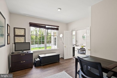 **OPEN HOUSE** Sunday July 12th, 1 pm - 3 pm. A Rare Offering in - photo 38