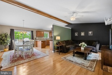 Welcome to 431 Wilson Street-a lakefront retreat on the private - photo 4