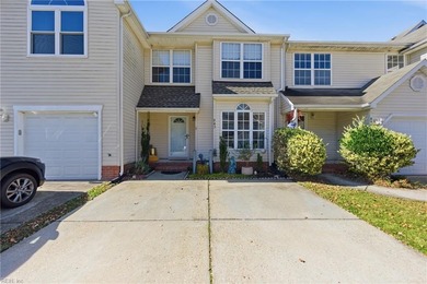 (private lake, pond, creek) Townhome/Townhouse For Sale in Hampton Virginia