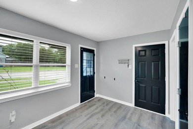 Recently renovated home on corner lot in established - photo 13