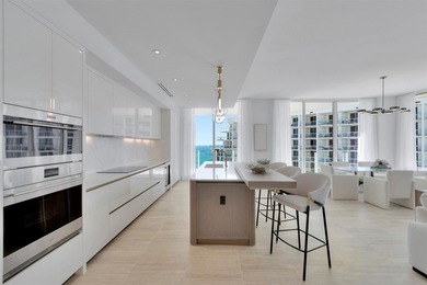 Indulge in an ultra-luxury beachfront lifestyle from the 19th - photo 13