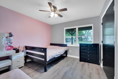 Recently renovated home on corner lot in established - photo 16