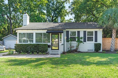 St. Johns River Home Active Under Contract in Jacksonville Florida