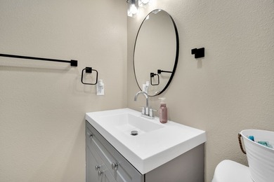 Recently renovated home on corner lot in established - photo 21