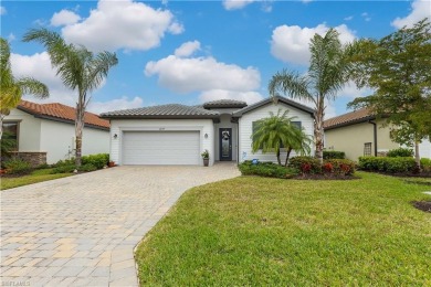 Lake Home For Sale in Fort Myers, Florida