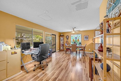 Located in a quiet cul-de-sac in Central Kihei, 94 Mehani Place - photo 9