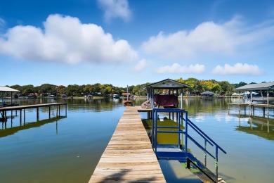 Cedar Creek Lake Home Sale Pending in Gun Barrel City Texas