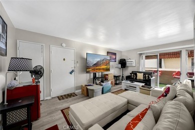 Welcome to this charming top floor 1 bedroom, 1 bath own your - photo 14