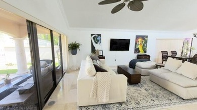 Welcome to this stunning waterfront residence in Villa Deste - photo 18