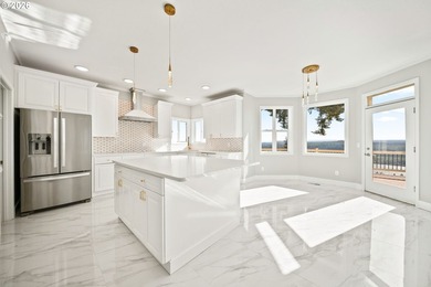 Welcome to 175 Eli Avery Ave, offering expansive, stunning - photo 20