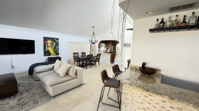 Welcome to this stunning waterfront residence in Villa Deste - photo 23