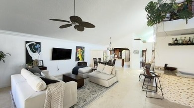 Welcome to this stunning waterfront residence in Villa Deste - photo 24