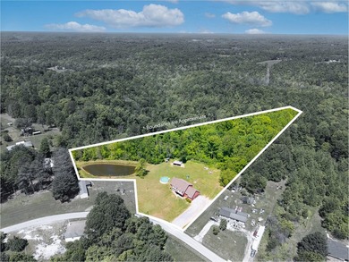 Welcome to your own private slice of Kentucky paradise! Situated - photo 9