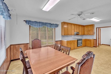 Coastal country living at its finest! Welcome to Parkertown Road - photo 39