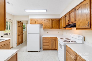 Don't miss this excellent investment opportunity in West