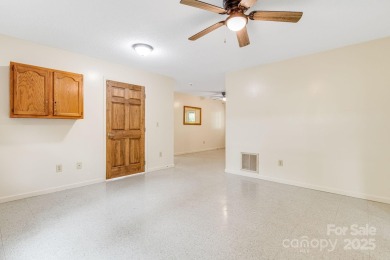 Don't miss this excellent investment opportunity in West