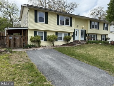 A charming move in ready 4 bedroom duplex, ready for you to call - photo 3