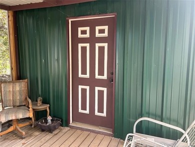 AFFORDABLE WATER VIEW CABIN located in Blue Water Oaks. Take a - photo 3